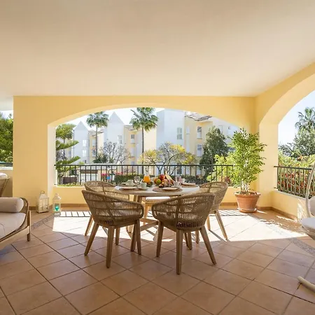 Oleholidays Bahia Vista Hermosa דירה *