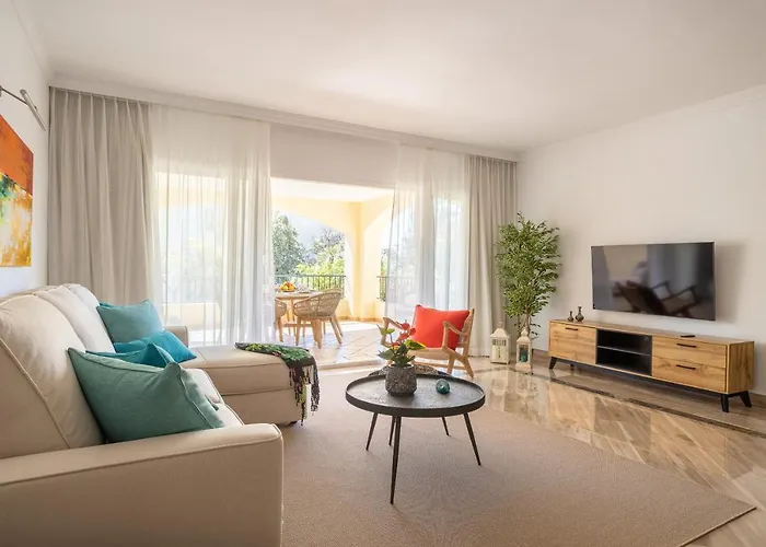 Oleholidays Bahia Vista Hermosa Марбелья